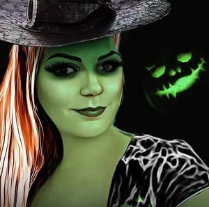 Meet your Posher, Roxie j